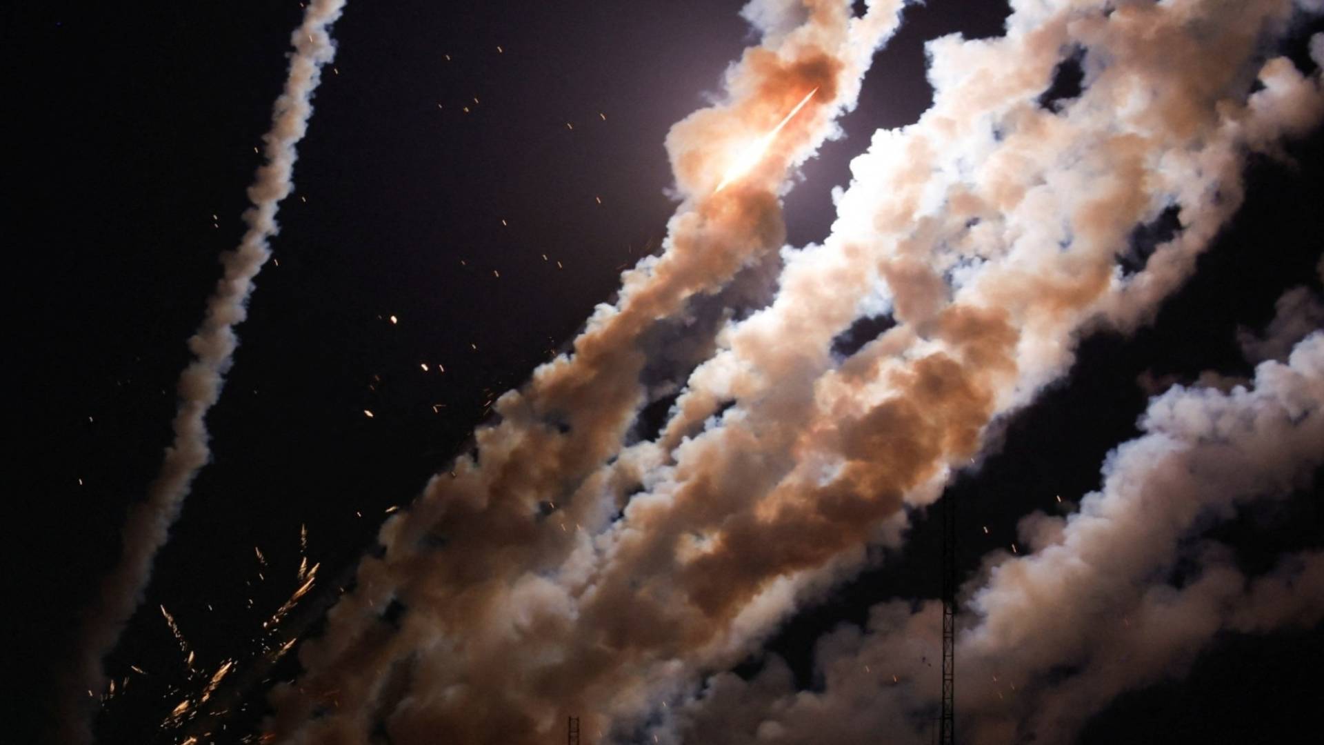 رشقات صاروخية