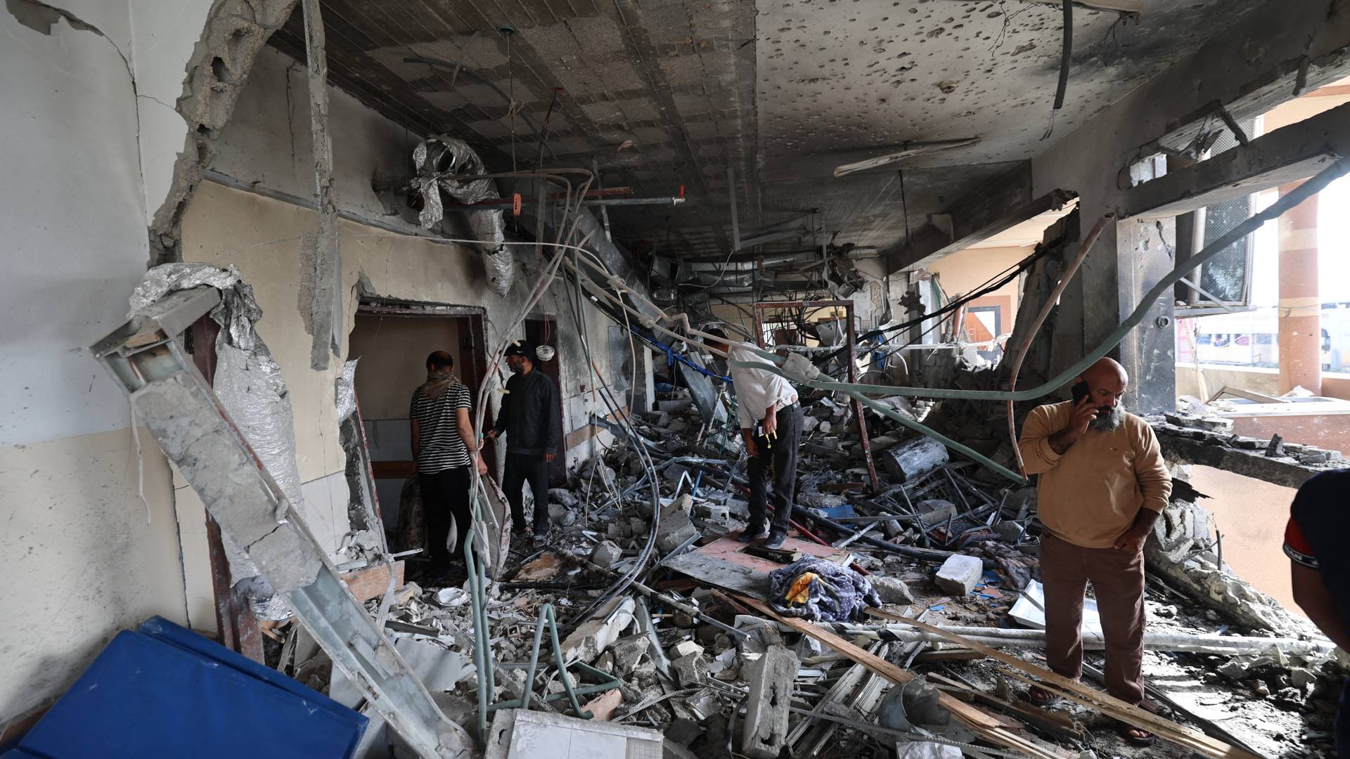 استهداف مبنى في غزة