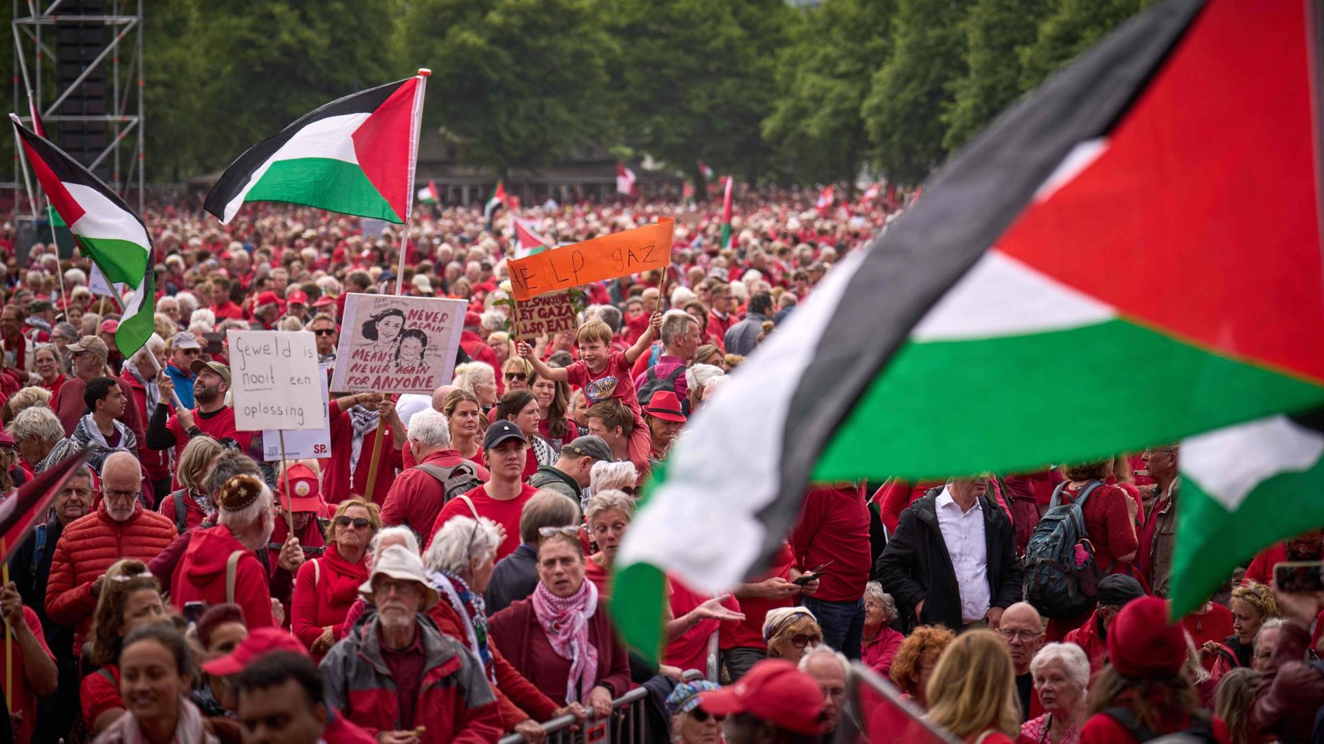 مظاهرة في لاهاي لدعم الفلسطينيين