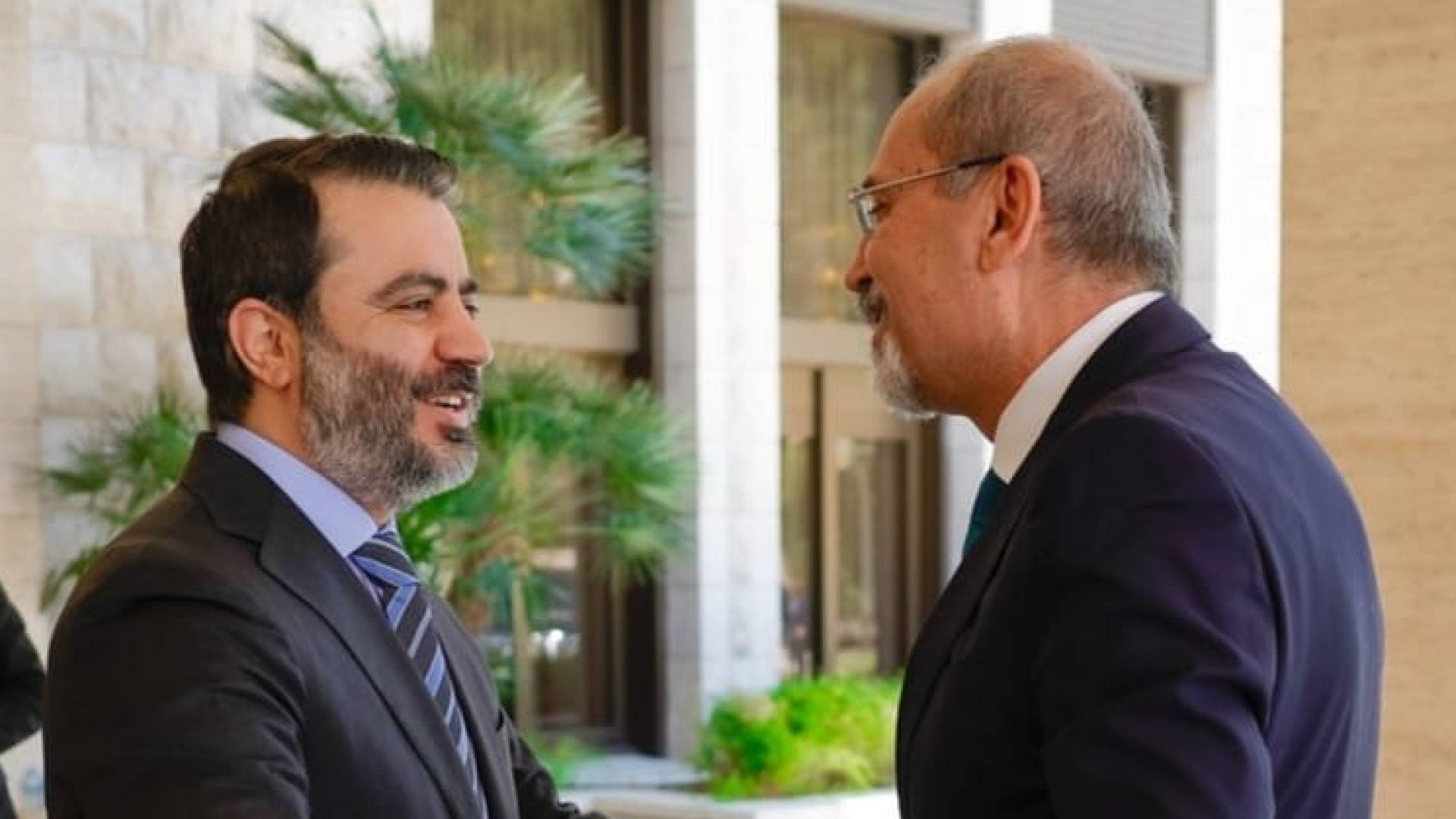 خلال لقاء وزير الخارجية أيمن الصفدي مع نظيره السوري أسعد الشيباني