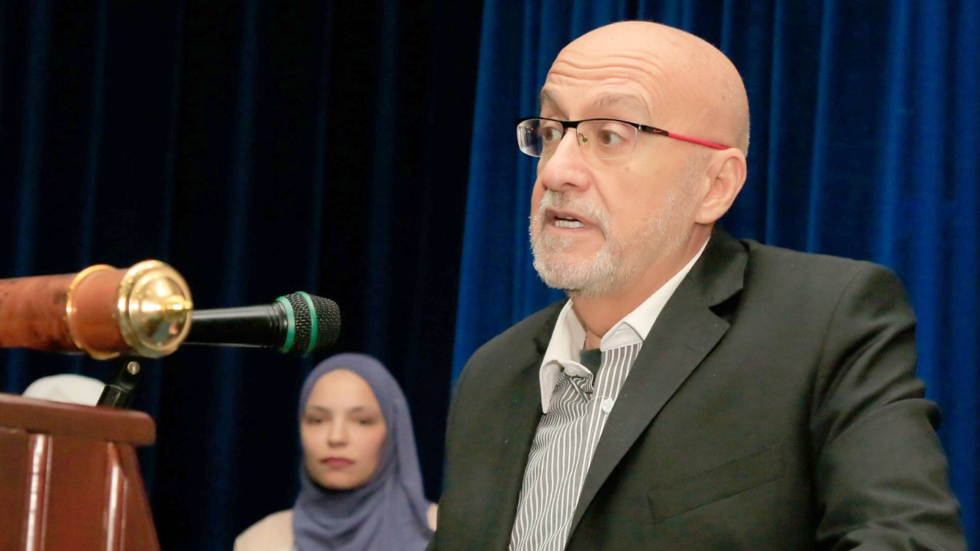 وزير المياه والري المهندس رائد أبو السعود