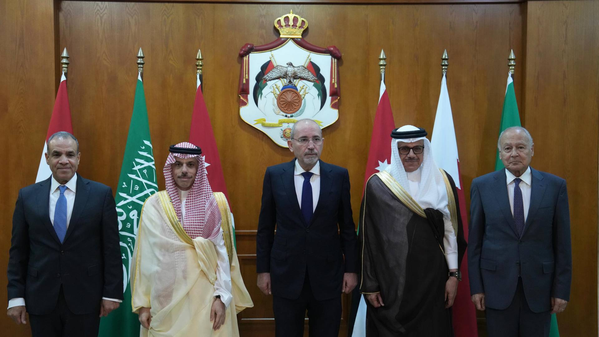 وفد اللجنة الوزارية العربية الإسلامية