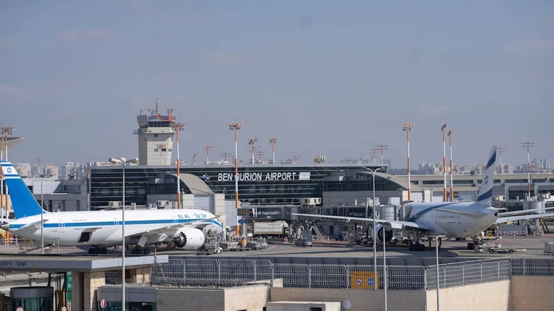 إعلام عبري: تعطل حركة الطيران في مطار بن غوريون بعد رصد صاروخ قادم من اليمن