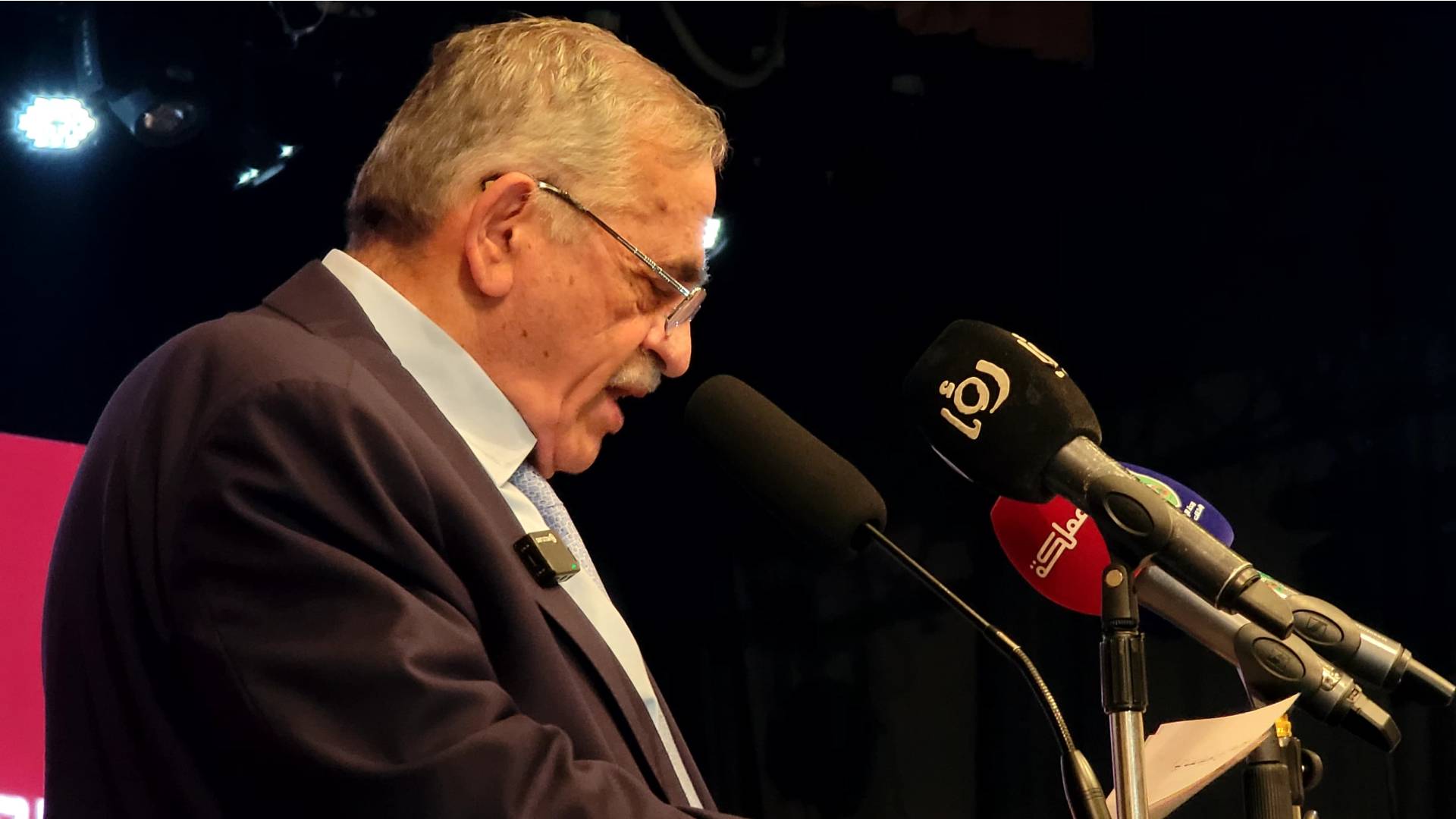 رئيس الجامعة الأردنية الدكتور نذير عبيدات