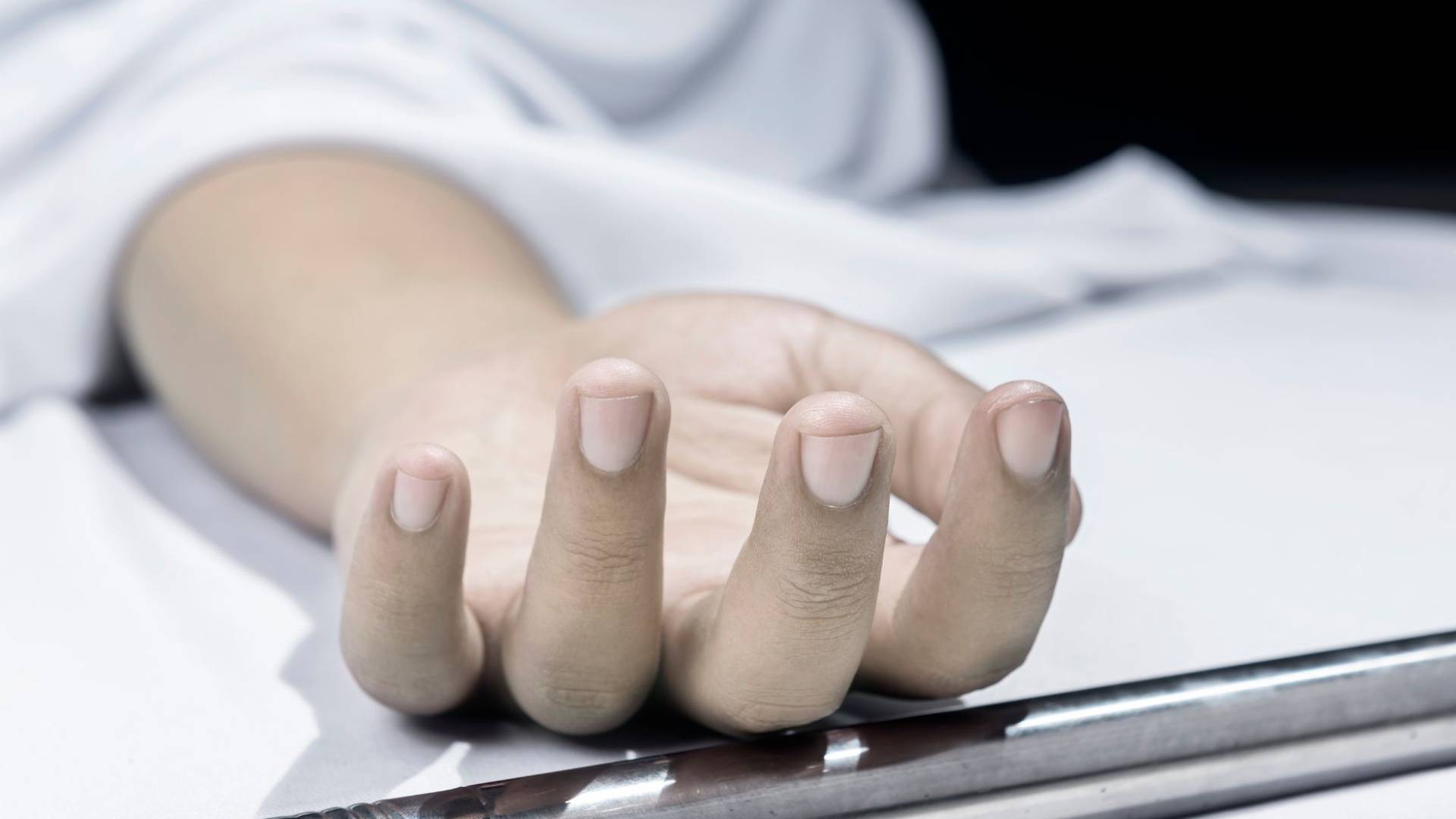 مراهقة تلقي بنفسها من مرتفع "جبل الكسارات" في عمان.. تفاصيل