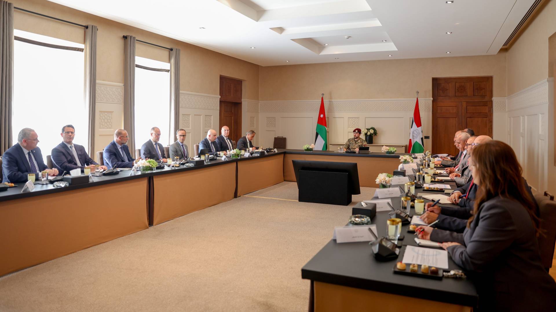 ولي العهد يترأس اجتماعا دوريا للمجلس الوطني لتكنولوجيا المستقبل