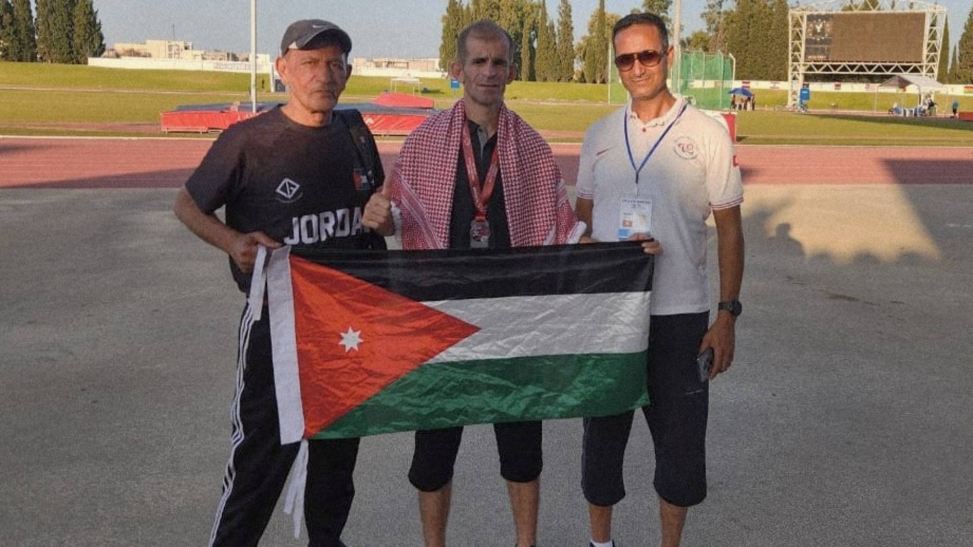 العداء نبيل مقابلة يتوج بفضية بطولة تونس الدولية ويضمن تأهله لبطولة العالم في نيودلهي