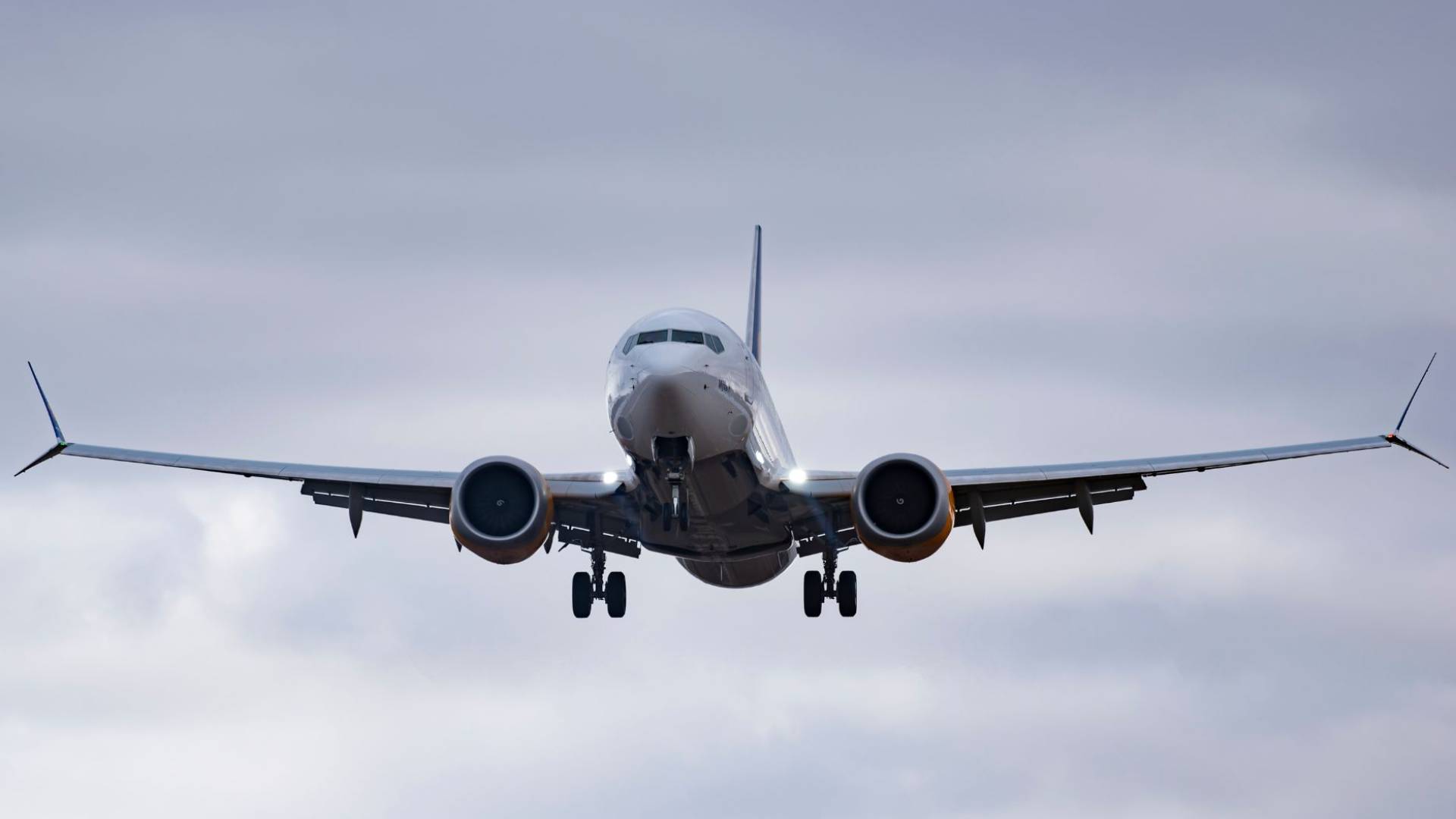 رحلات طيران