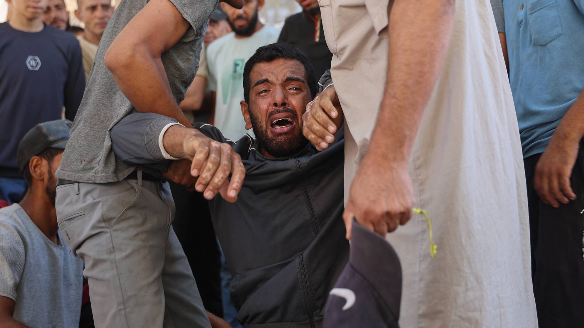 صحة غزة: وصول 138 شهيدا و452 مصابا إلى مستشفيات القطاع خلال 24 ساعة