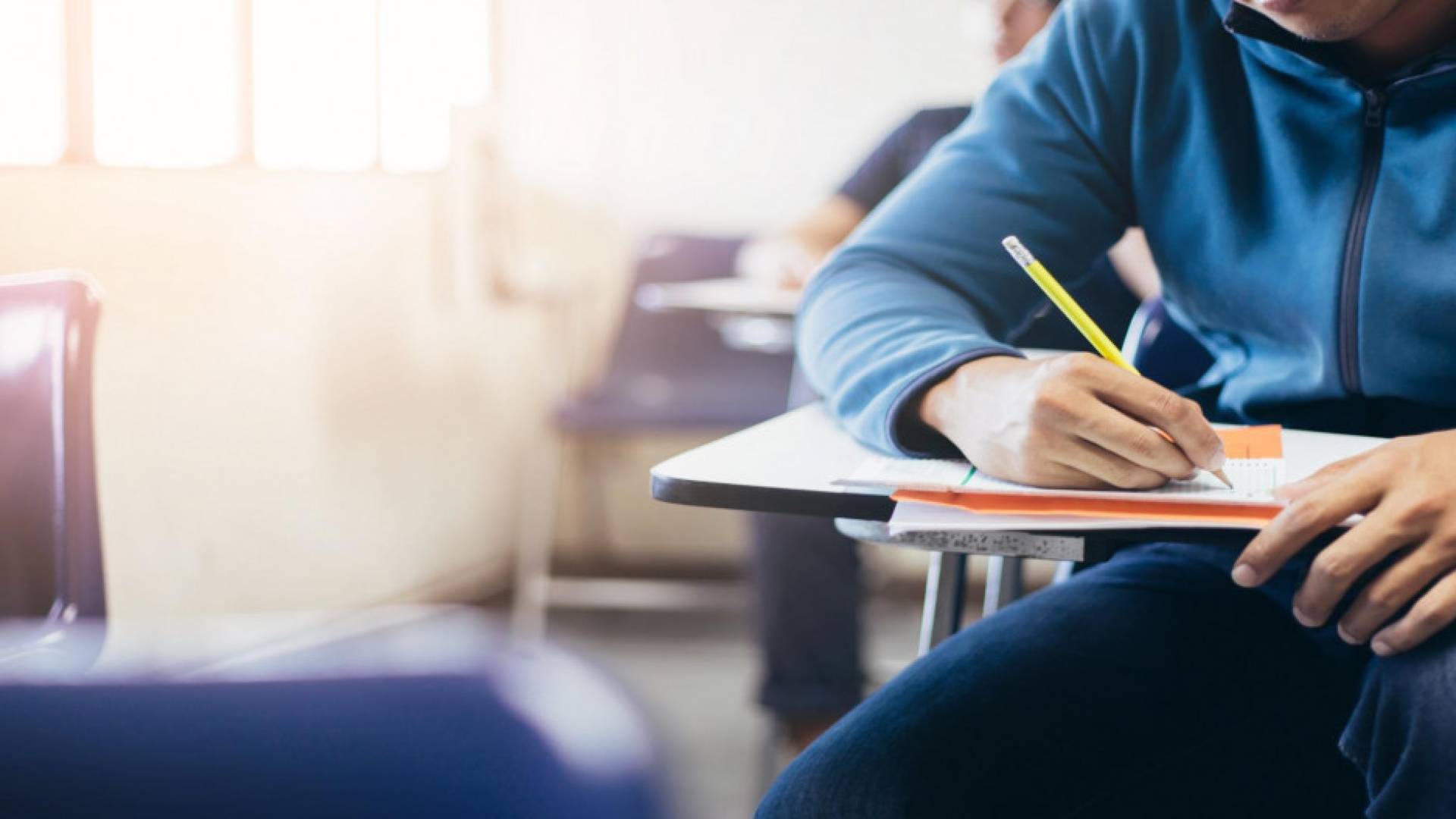 امتحان توجيهي - تعبيرية