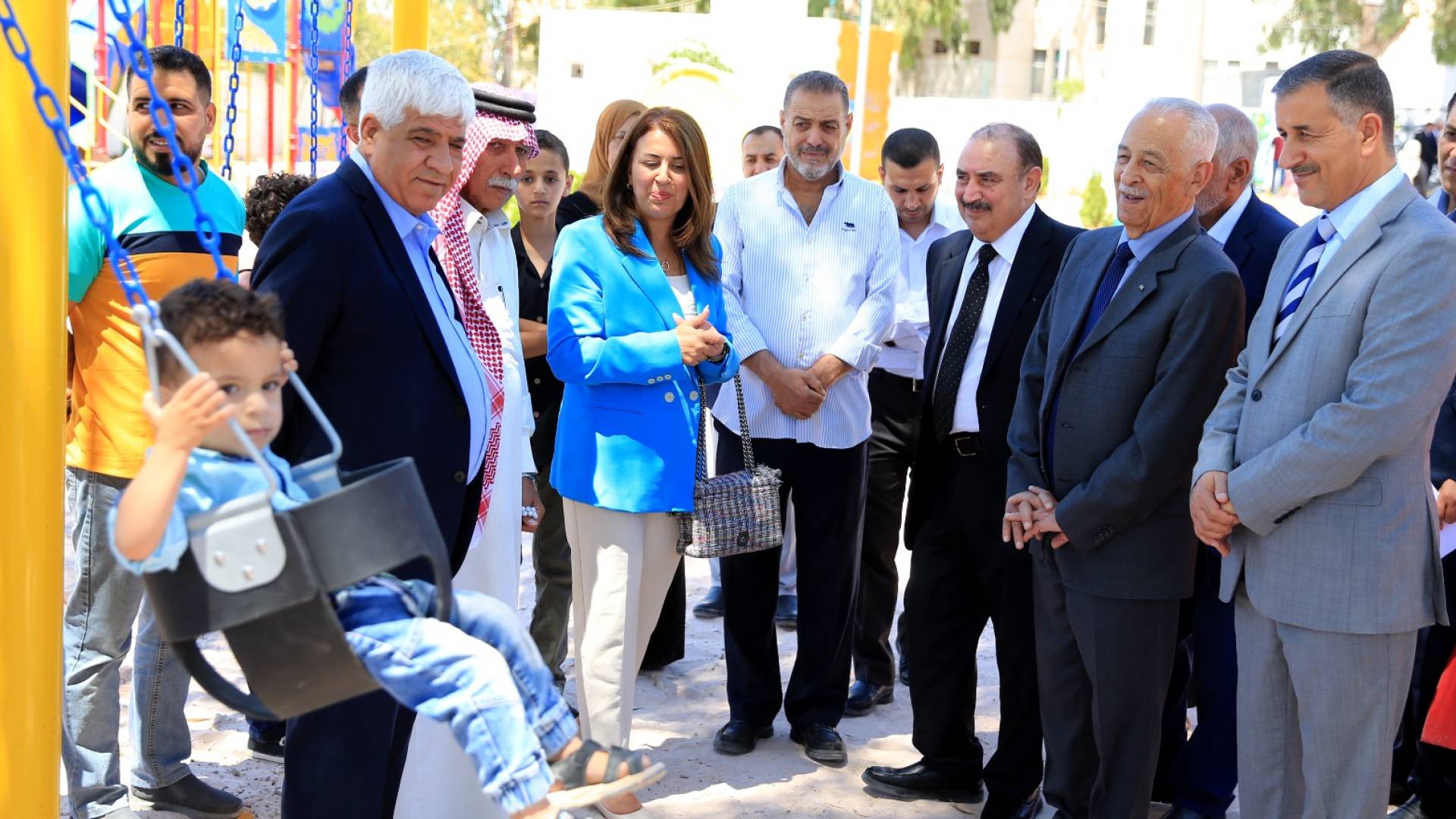 العيسوي يتفقد مشاريع مبادرات ملكية