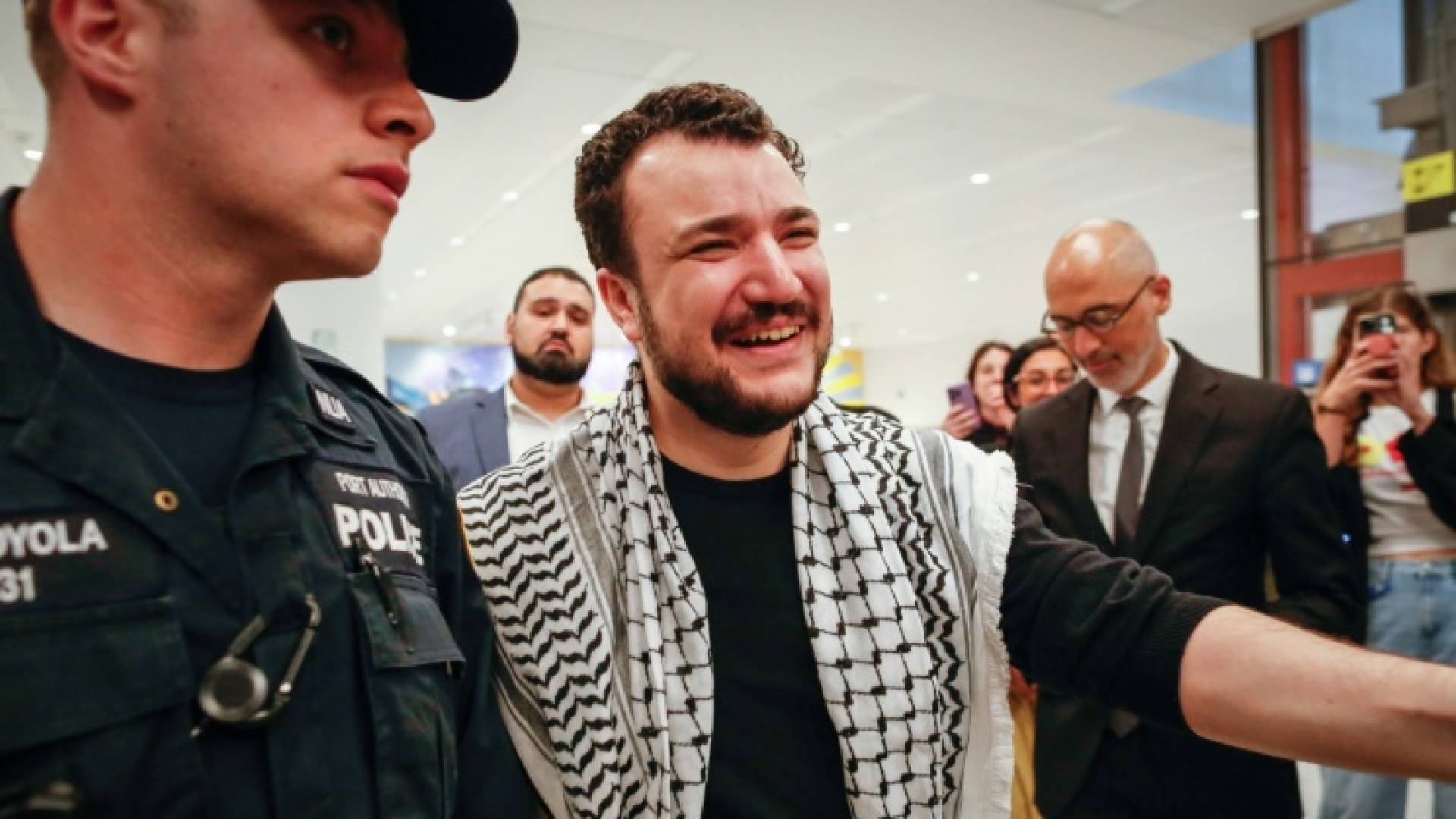 الناشط الفلسطيني محمود خليل