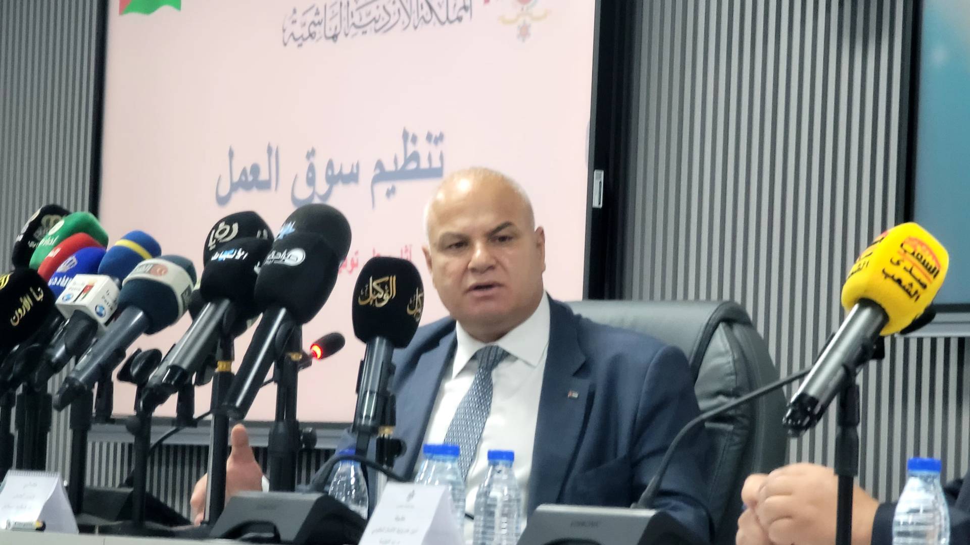 وزير العمل الدكتور خالد البكار