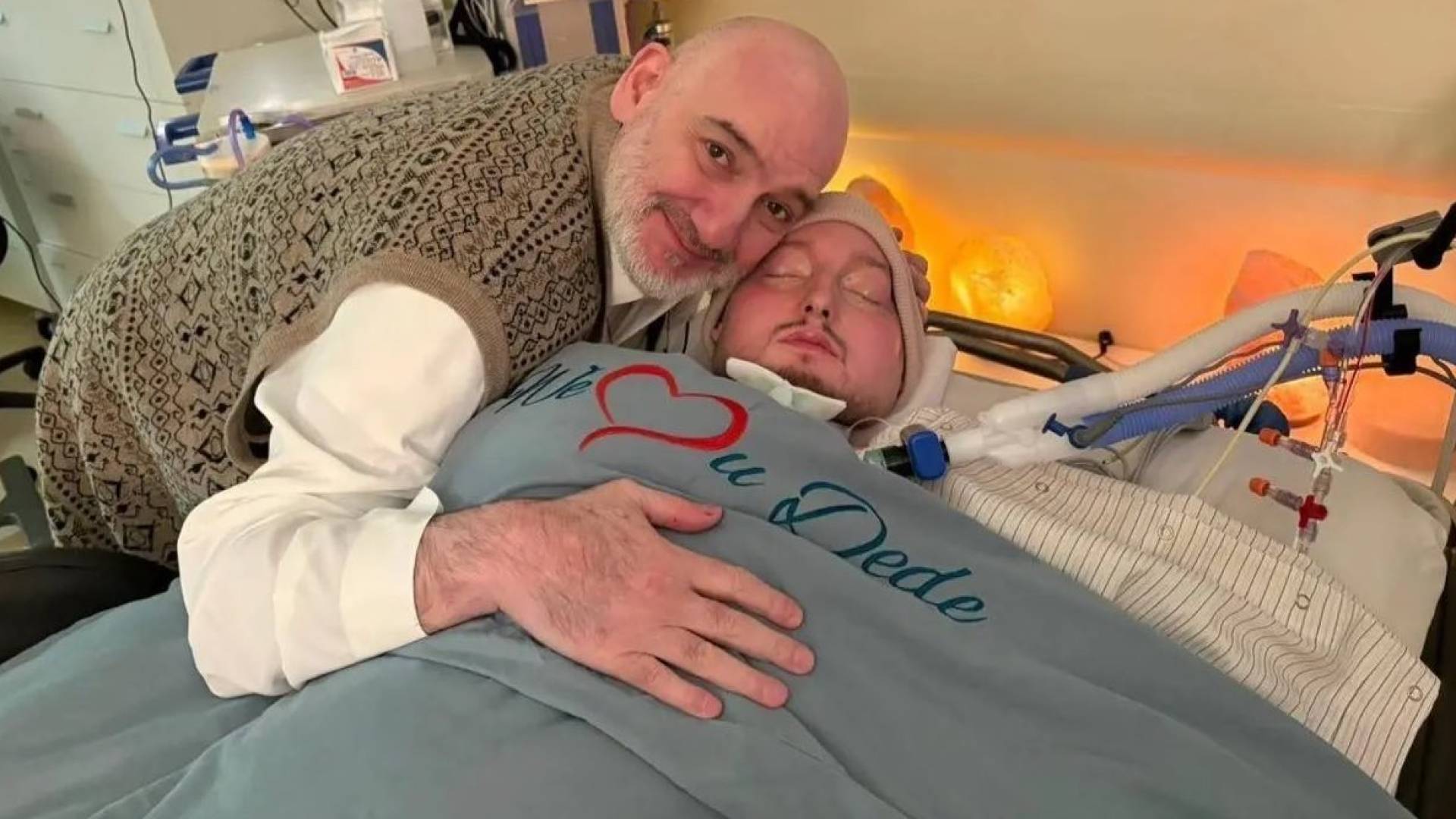 الأمير الوليد بن خالد بن طلال ووالده