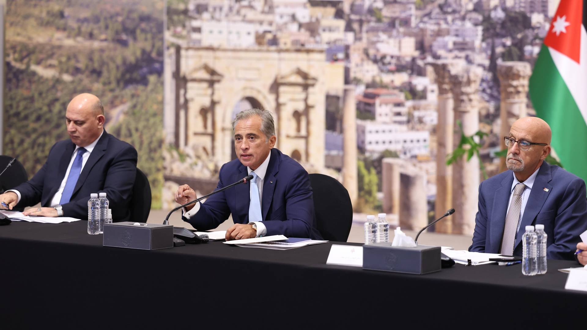 جلسة مجلس الوزراء في محافظة جرش