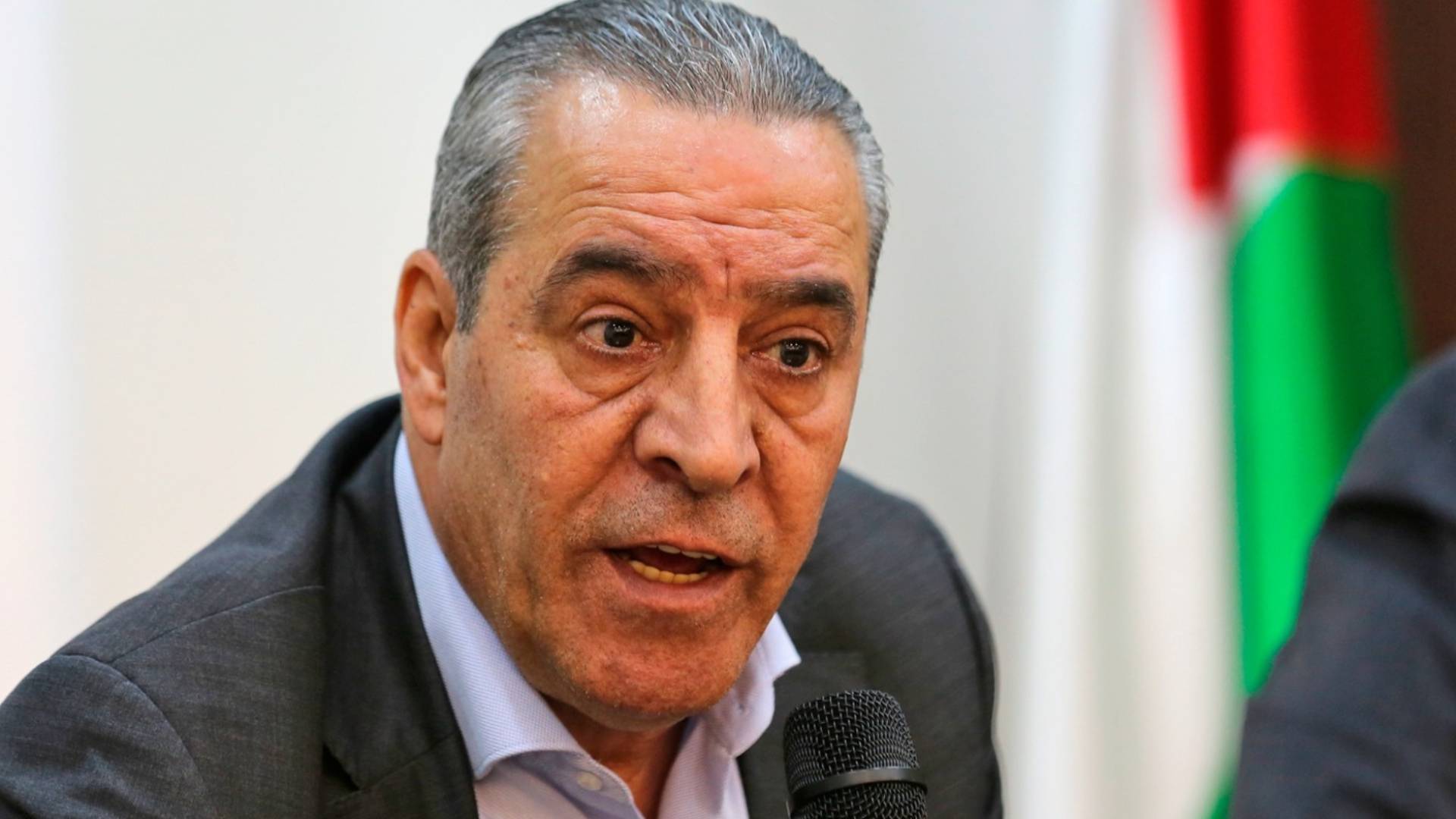 نائب الرئيس الفلسطيني حسين الشيخ،