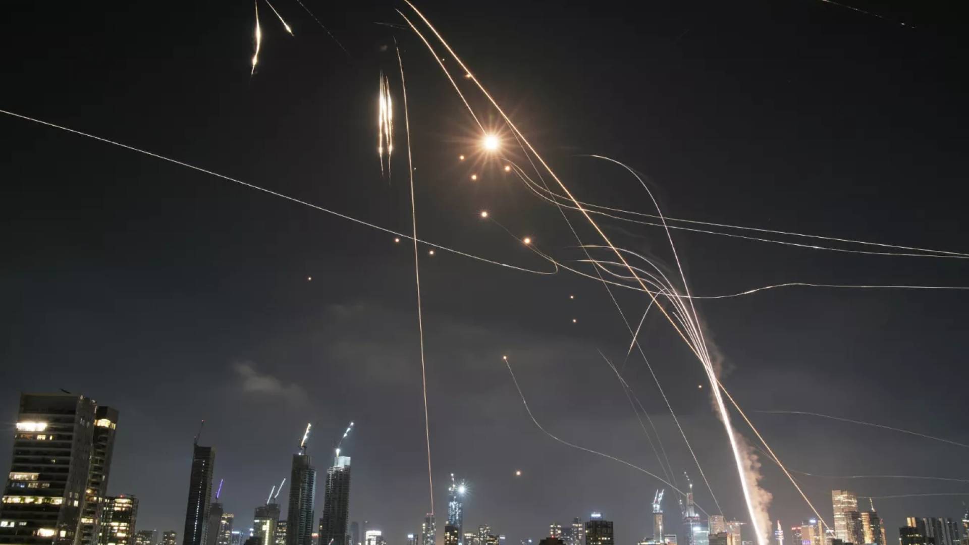 صواريخ تستهدف كيان الاحتلال الإسرائيلي