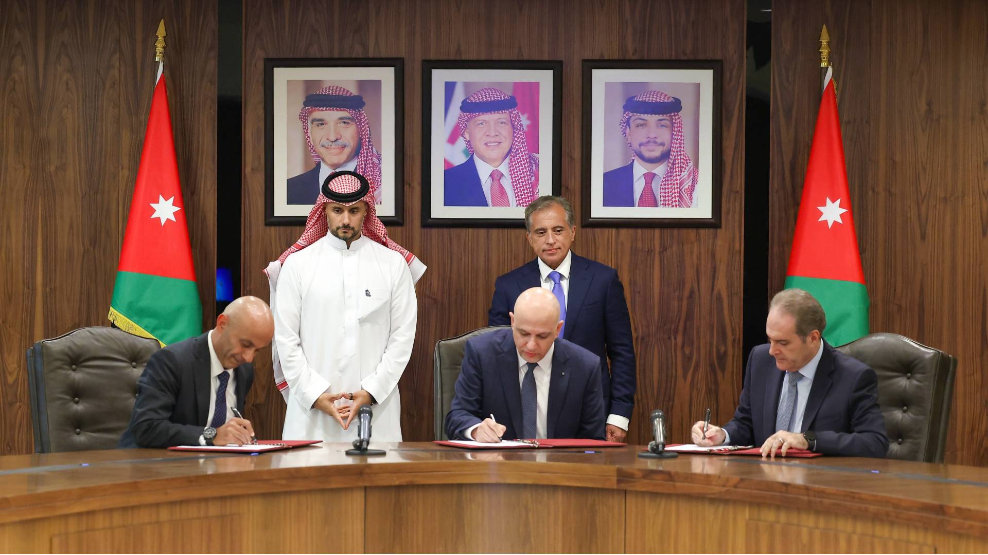 توقيع اتفاقيتين لاستثمار 133 مليون دينار في القطاع الصحي لإنشاء مستشفى مأدبا والتحول الرقمي للمستشفيات