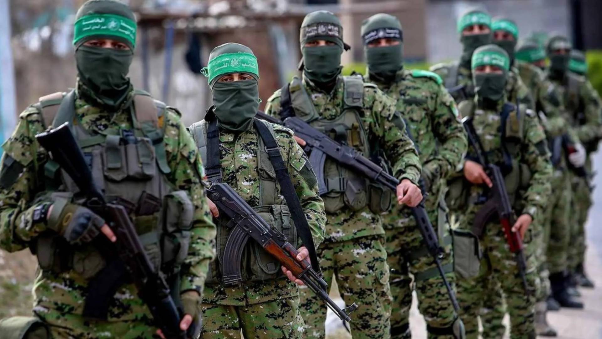 عناصر من كتائب القسام الذراع العسكري لحركة حماس