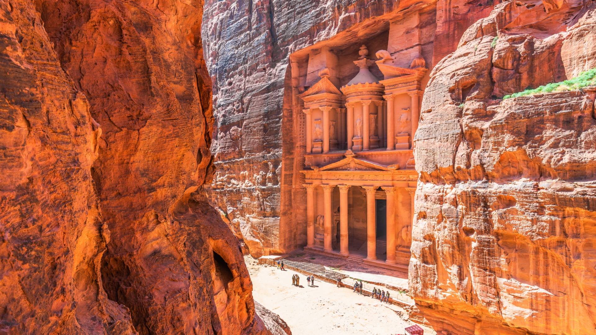 مدينة البترا الأثرية