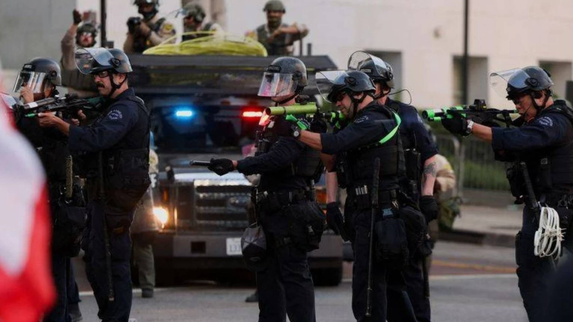 توقيف المهاجرين