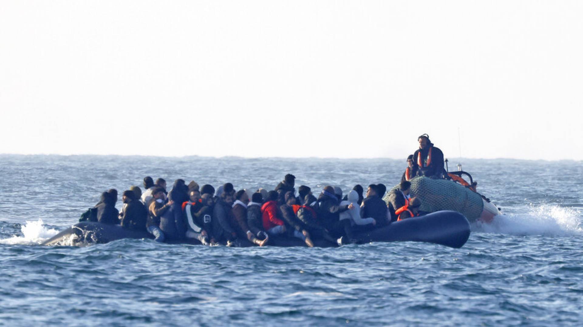 قارب مهاجرين "أرشيفية"