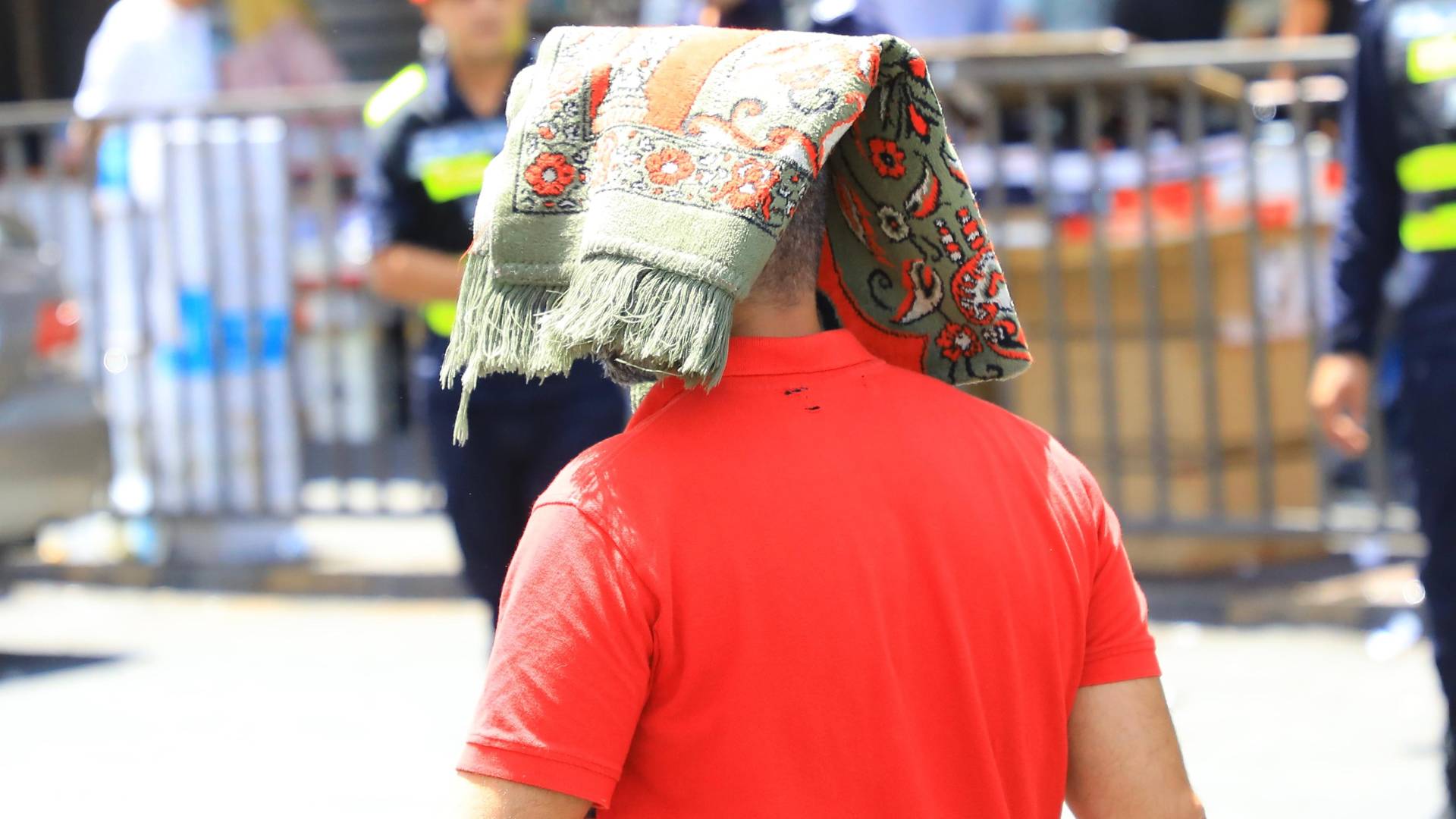 طقس حار في الأردن