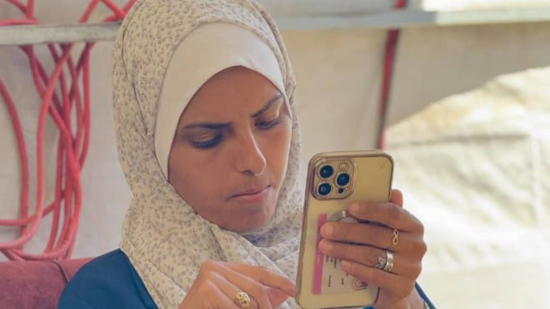 الصحفية مريم ابو دقة