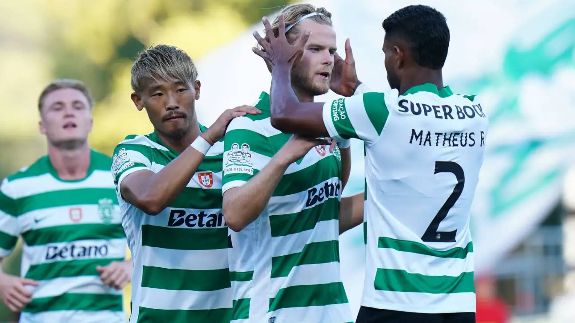 ميلان يقترب من التعاقد مع كونراد هاردر لتعويض رحيل أوكافور