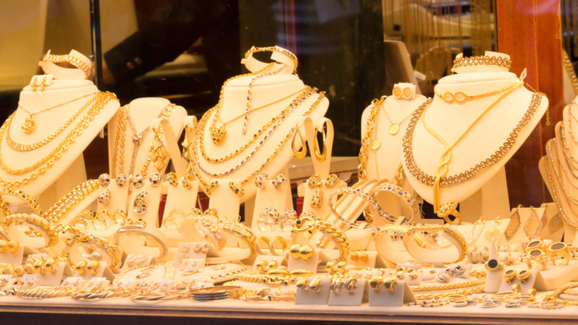 ارتفاع أسعار الذهب في الأردن 40 قرشا الخميس