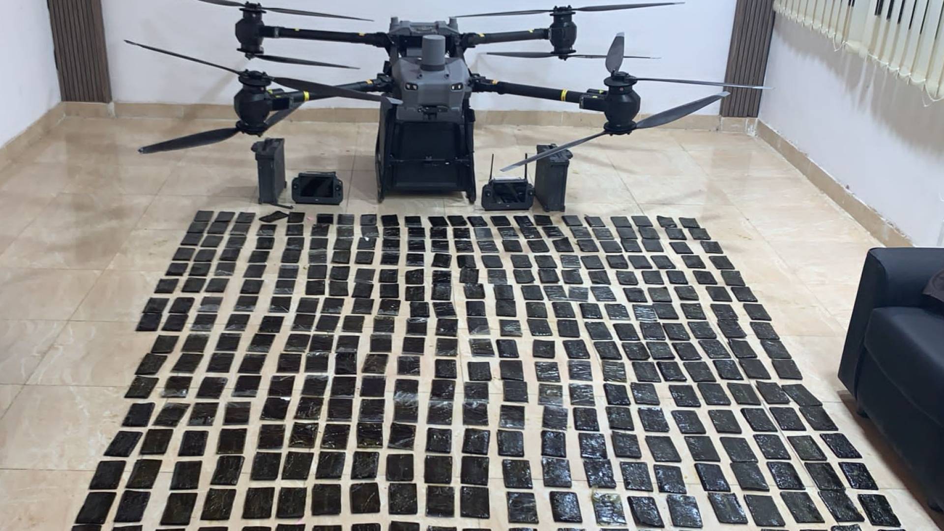 الجيش العربي: المنطقة العسكرية الجنوبية تحبط محاولة تهريب مواد مخدرة بواسطة طائرة مسيرة