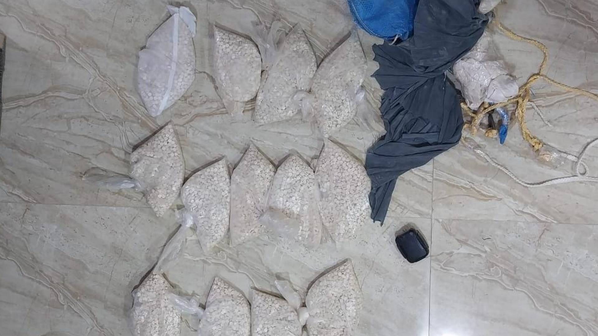 الجيش العربي: المنطقة العسكرية الشرقية تحبط ثلاث محاولات تهريب في مواقع مختلفة عبر بالونات