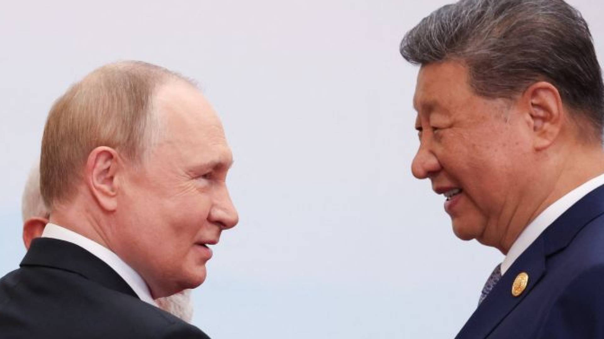 الرئيس الروسي فلاديمير بوتين مع نظيره الصيني