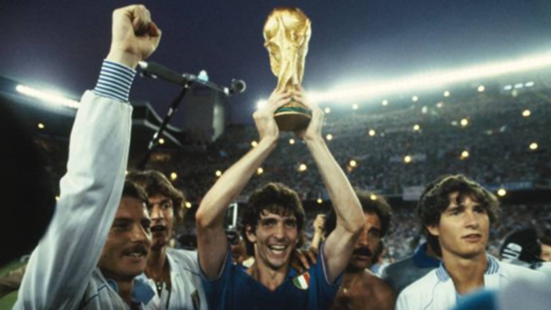 من تتويج المنتخب الإيطالي