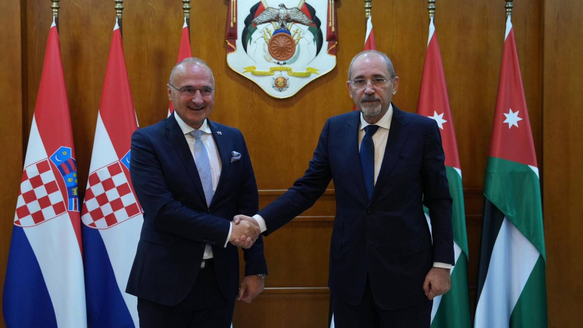 الصفدي: الحكومة "الإسرائيلية" المتطرفة حكومة مارقة وتستمر في عدوانها على فلسطين والمنطقة