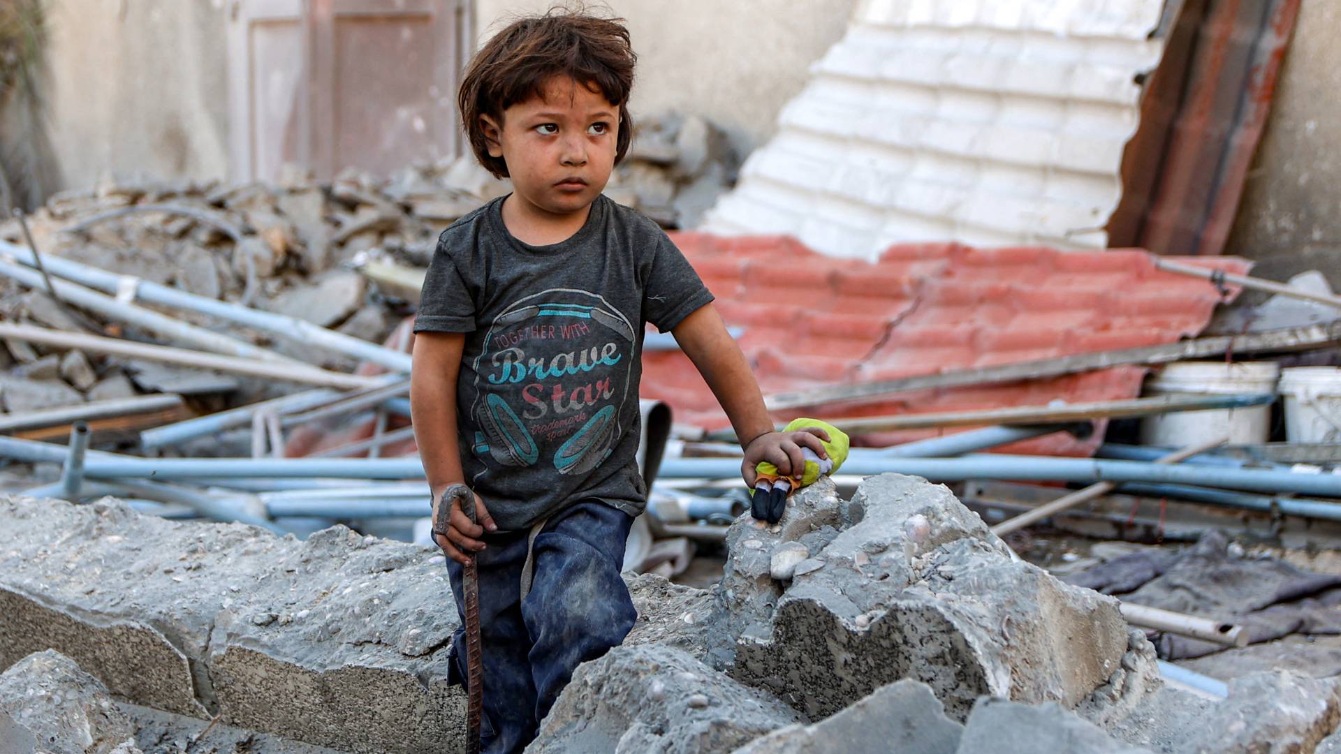 معاناة أهالي قطاع غزة