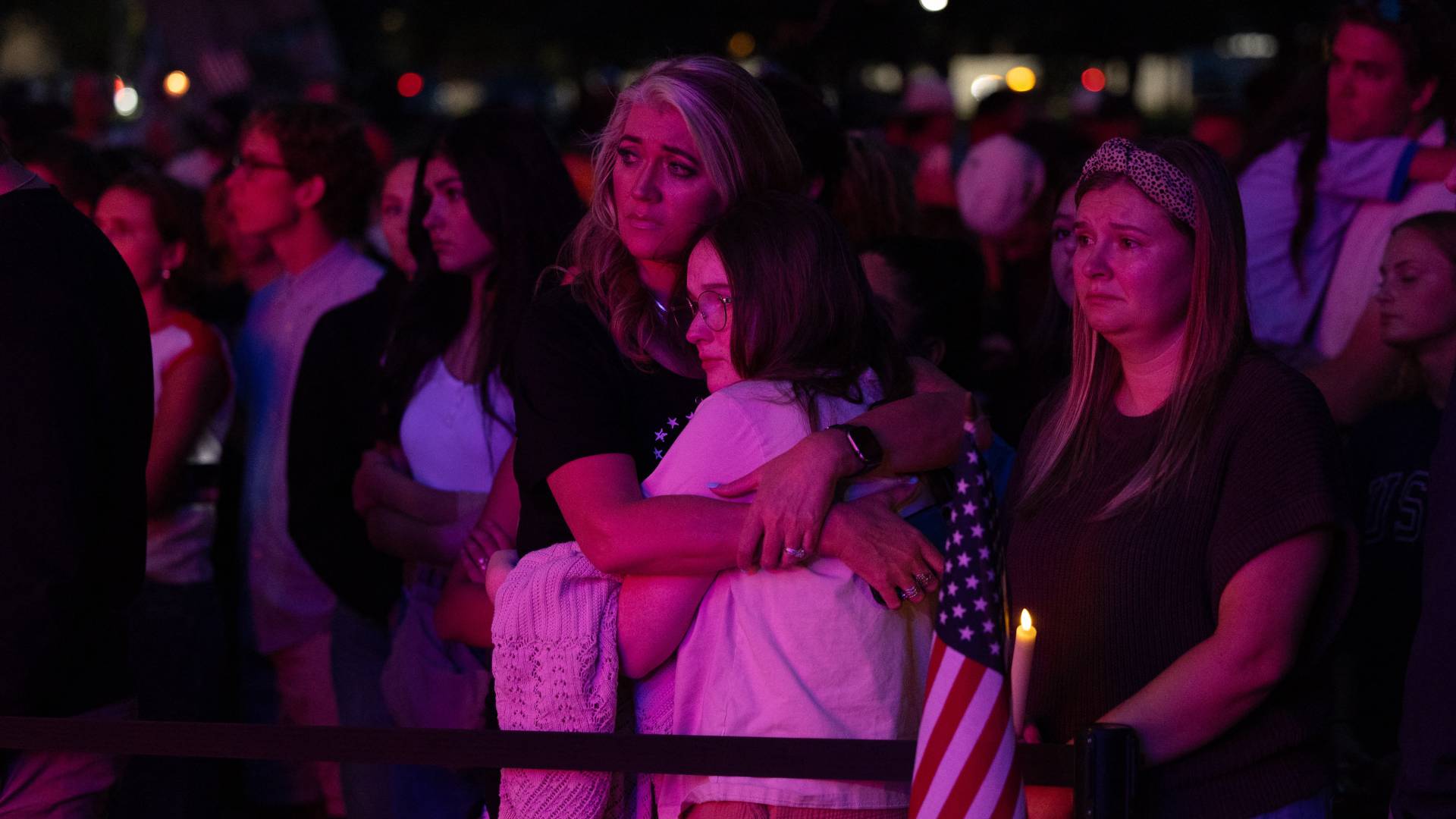 وقفة بالشموع في الولايات المتحدة بعد مقتل الناشط تشارلي كيرك