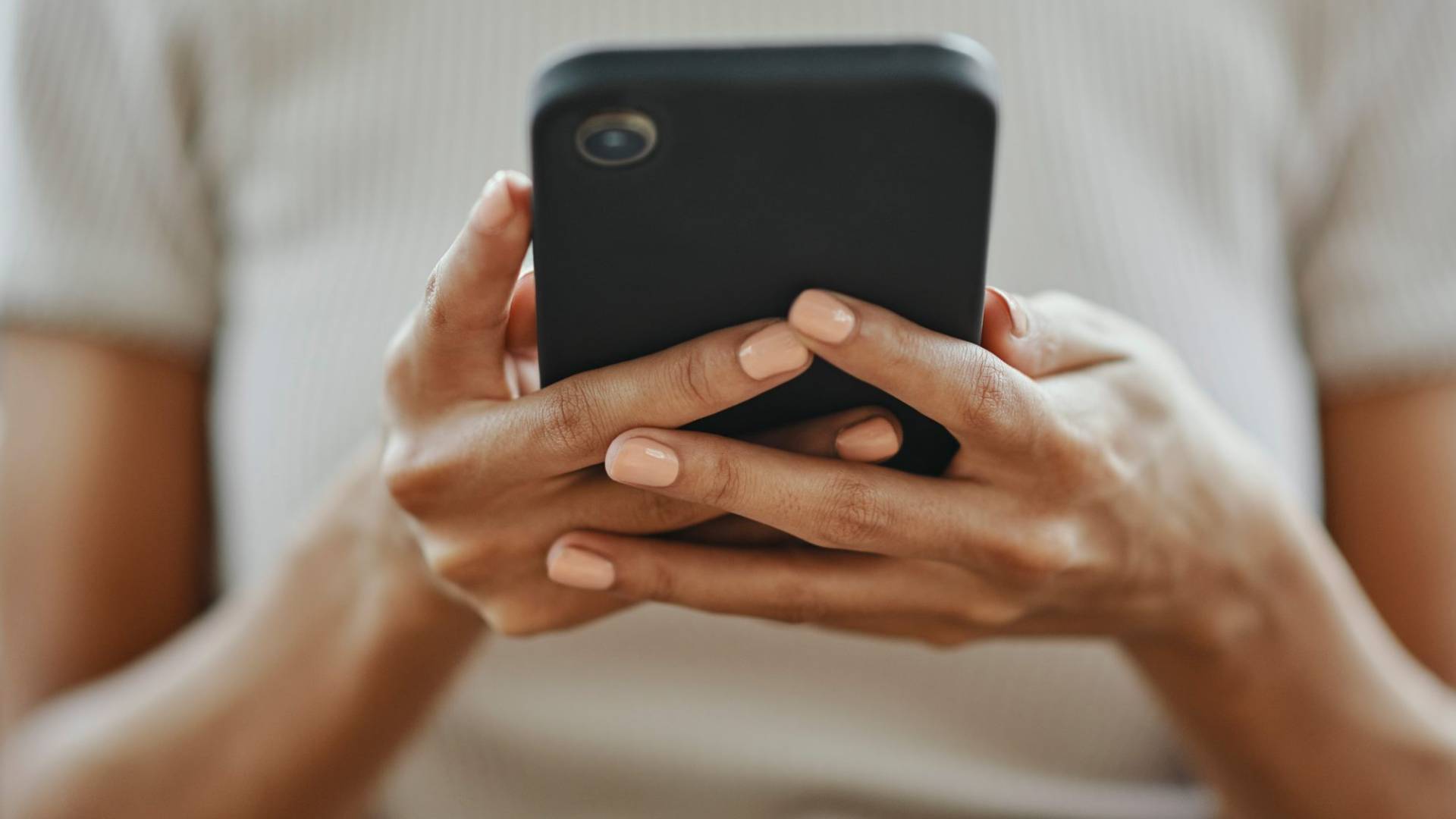 استخدام الهاتف المحمول