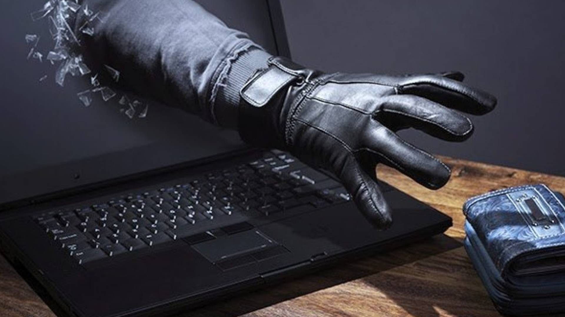 الاحتيال والابتزاز الإلكتروني"تعبيرية"