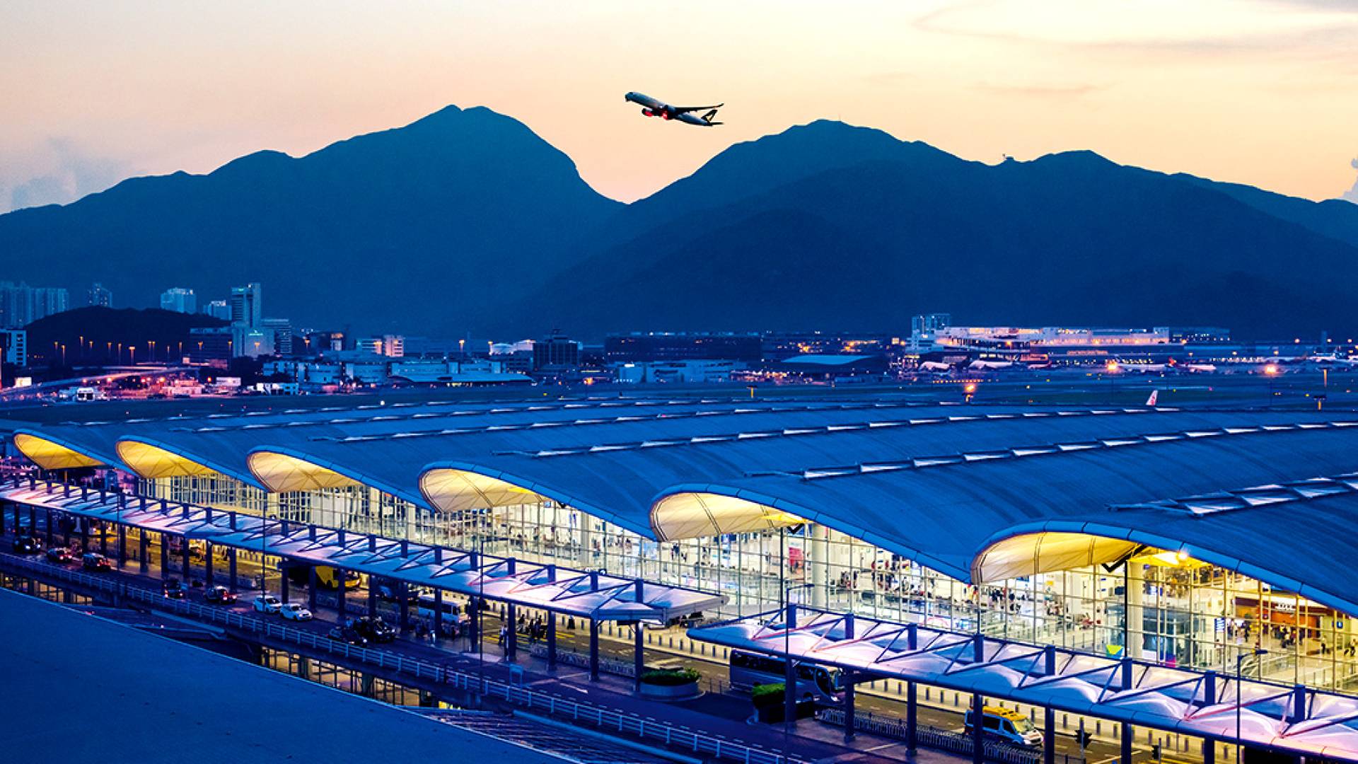 مطار هونج كونج "أرشيفية"