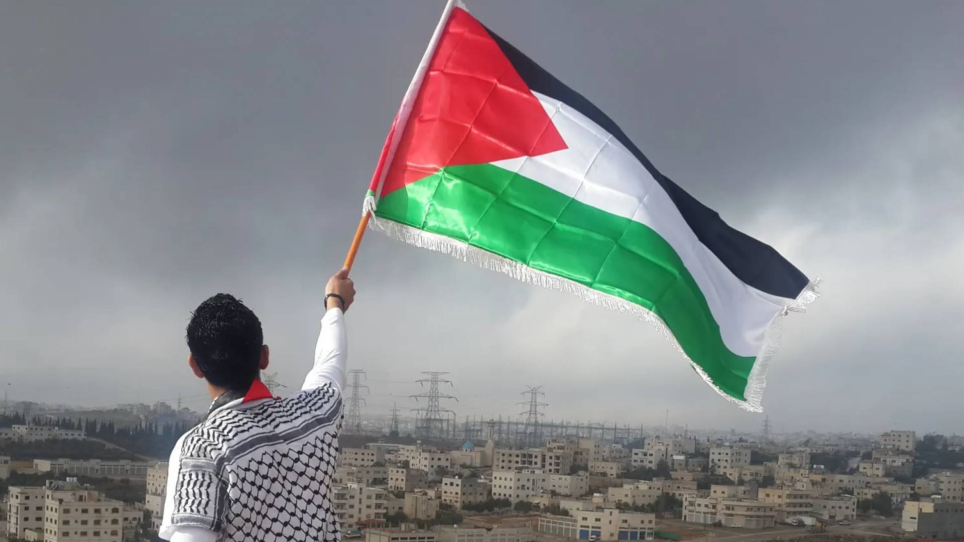 فلسطين