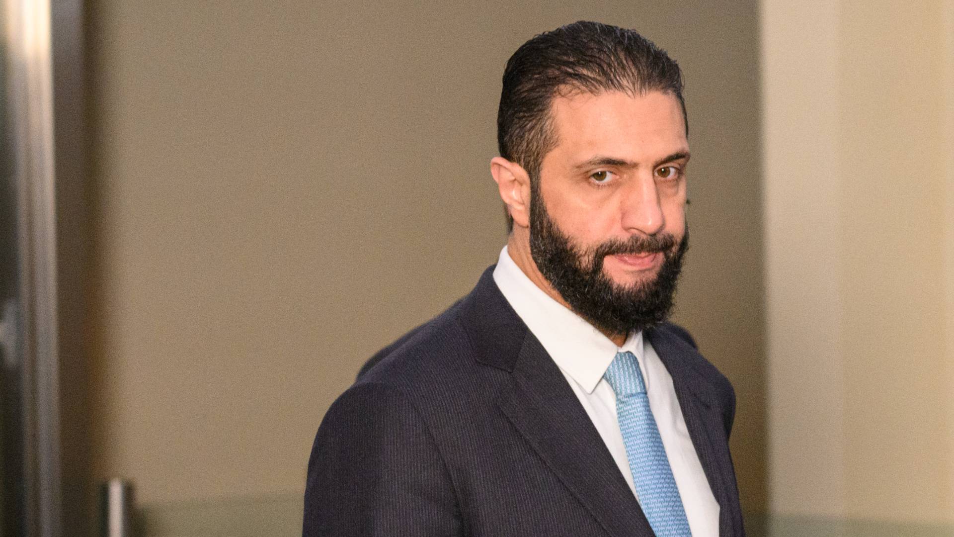 الرئيس السوري أحمد الشرع