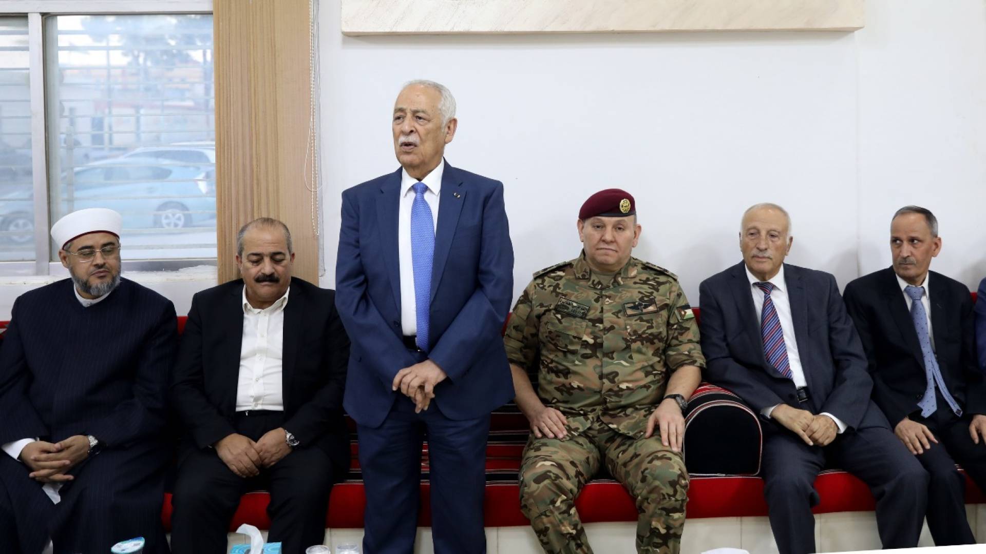 مندوبا عن الملك وولي العهد.. العيسوي يعزي الروسان والشريدة والطراونة