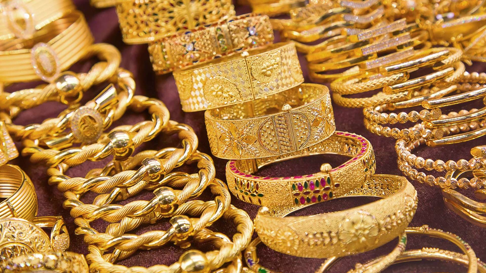 مجوهرات ذهبية