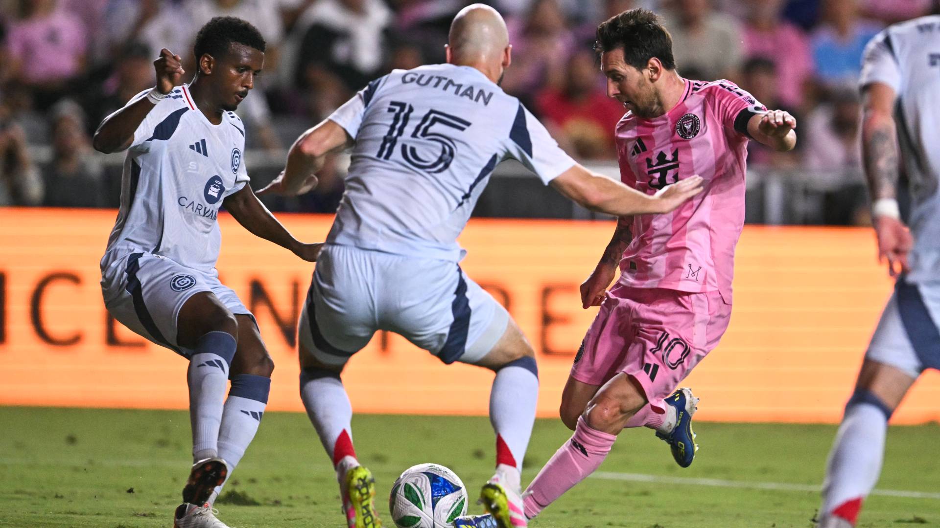 ليونيل ميسي