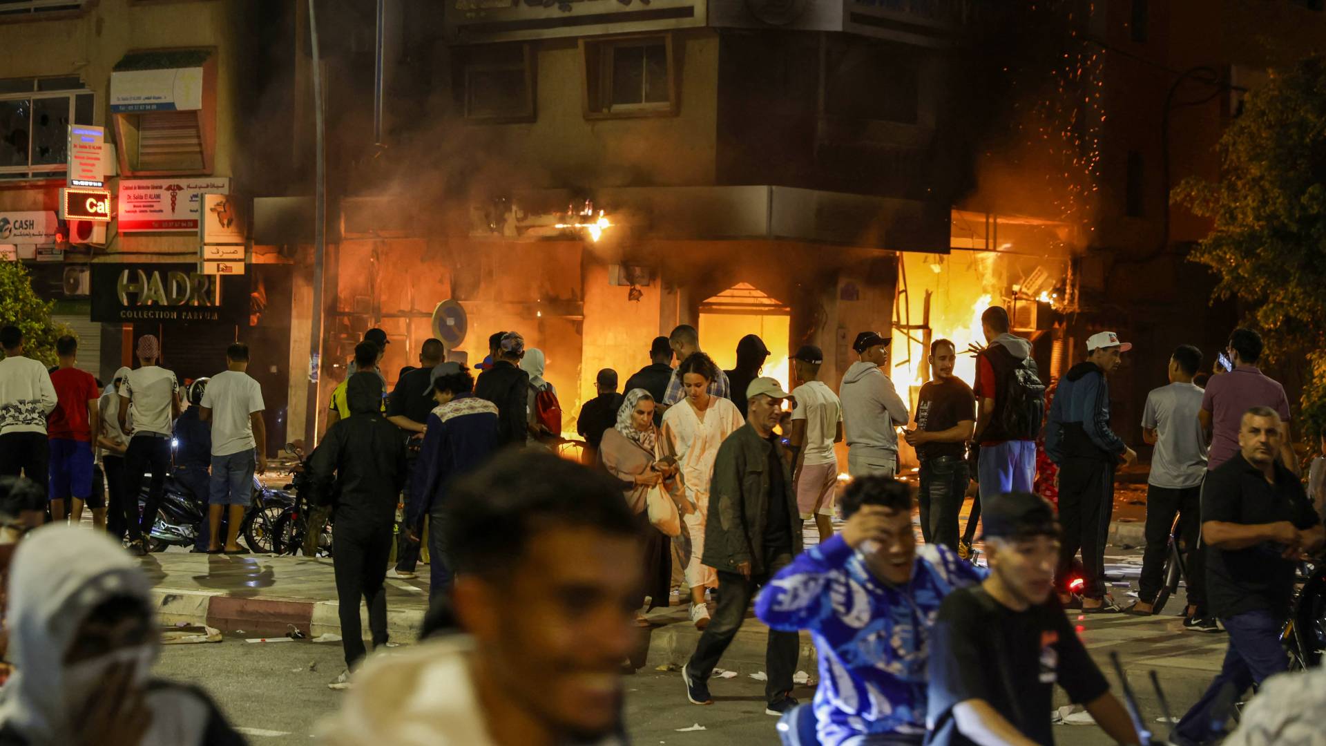 جانب من اعمال الشغب التي شهدتها المملكة المغربية خلال االايم الماضية