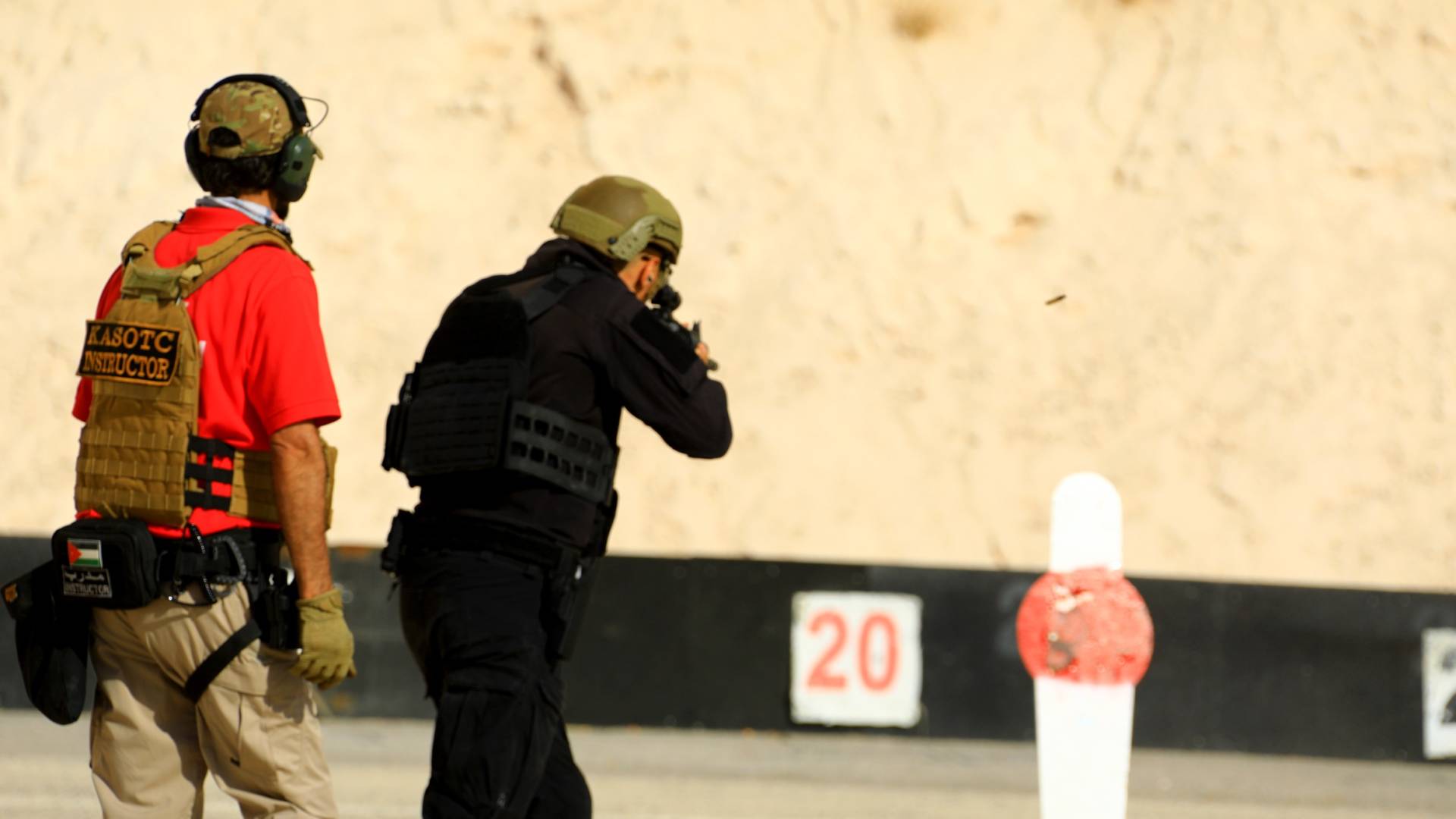 جنود الحرس الملكي الخاص اثناء مسابقة المحارب الدولية