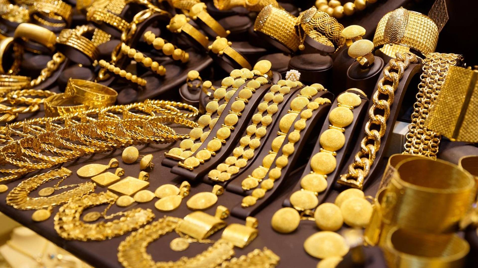 مجوهرات ذهبية