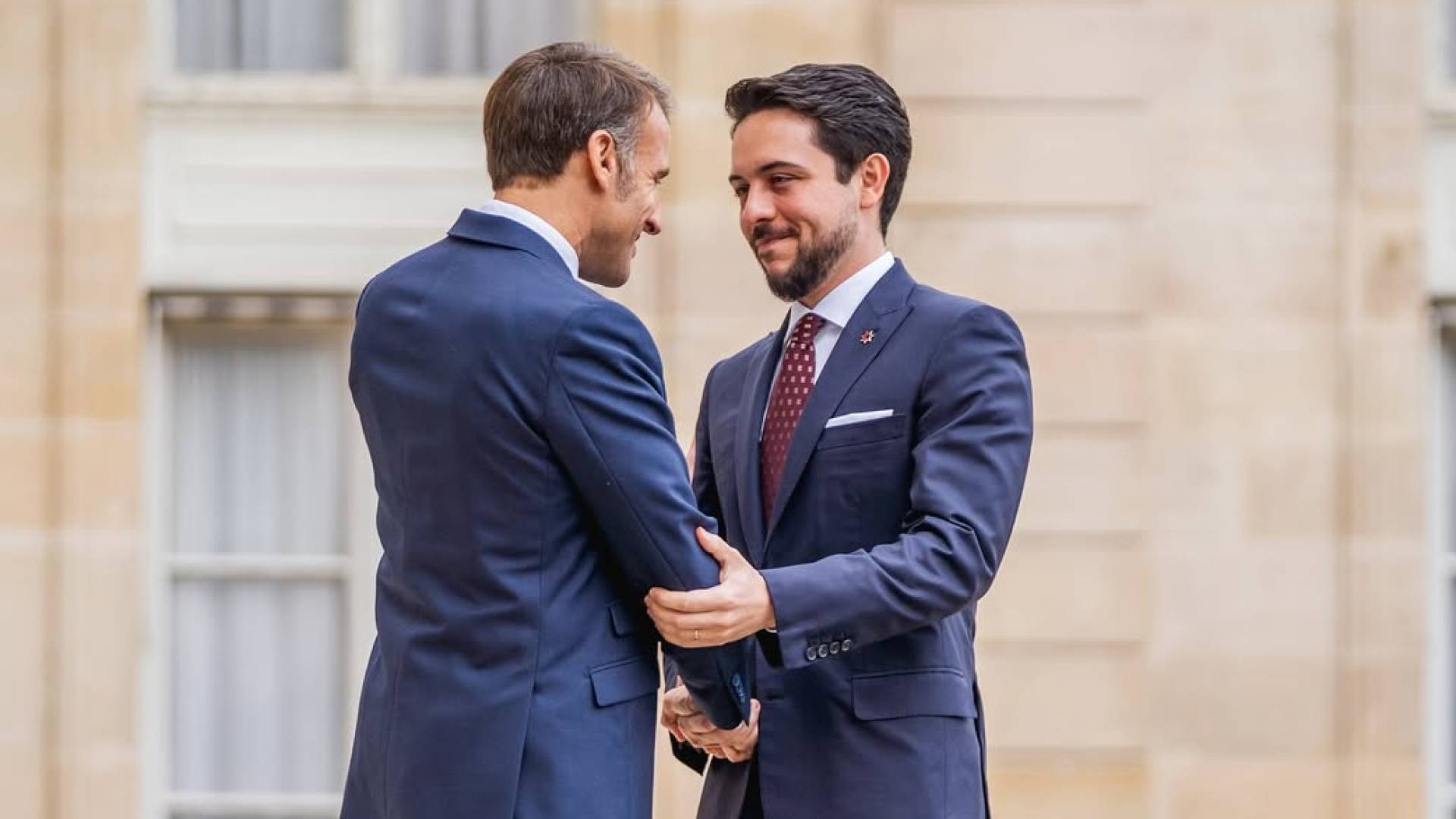 الرئيس الفرنسي يستقبل ولي العهد