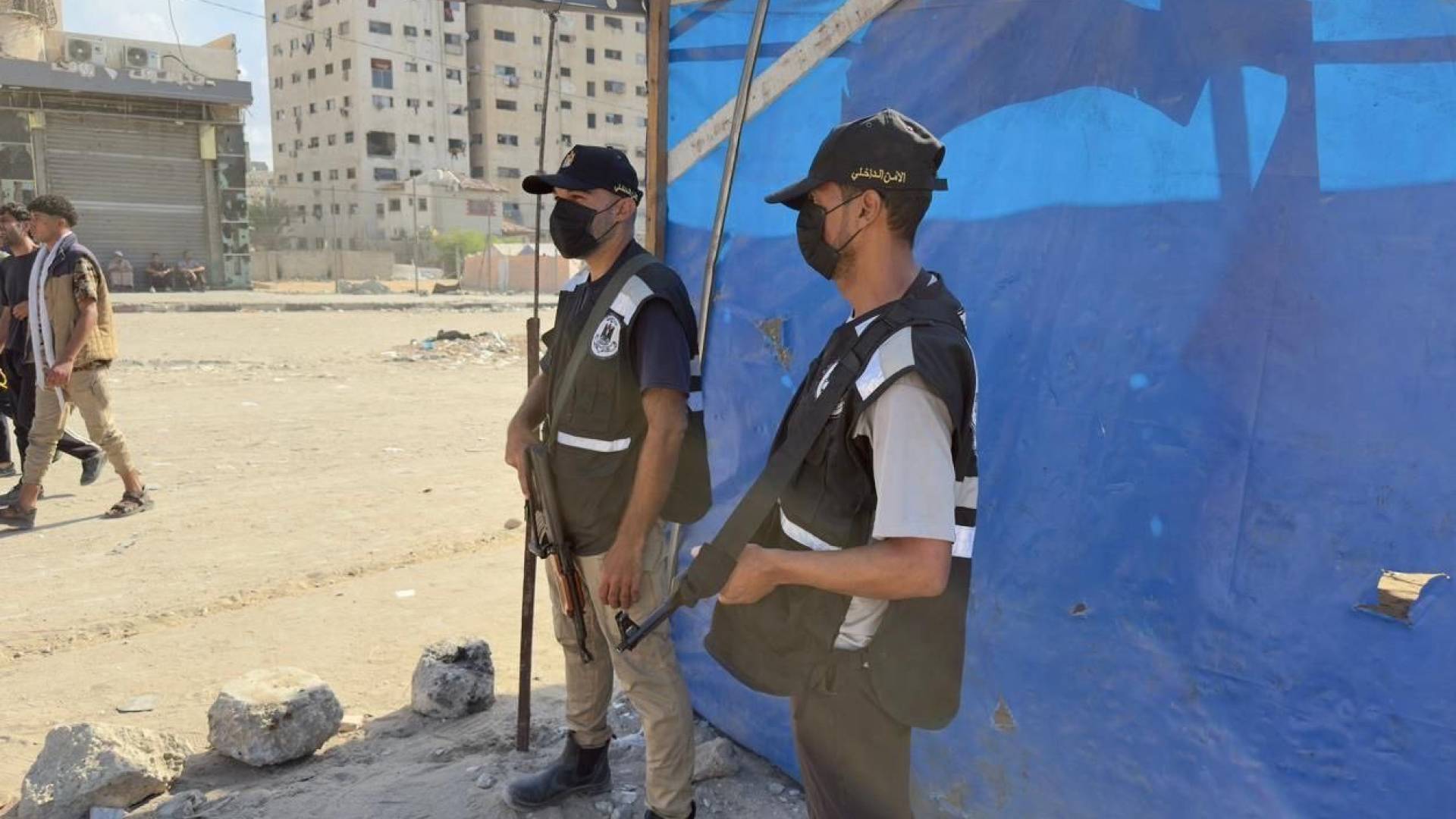 أجهزة أمن غزة تنتشر لاستعادة النظام والأمان في القطاع